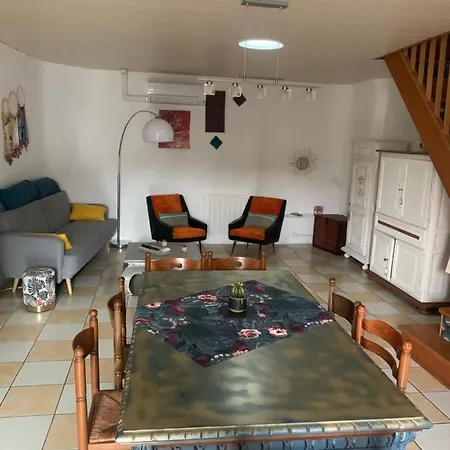 La Maison Rose A